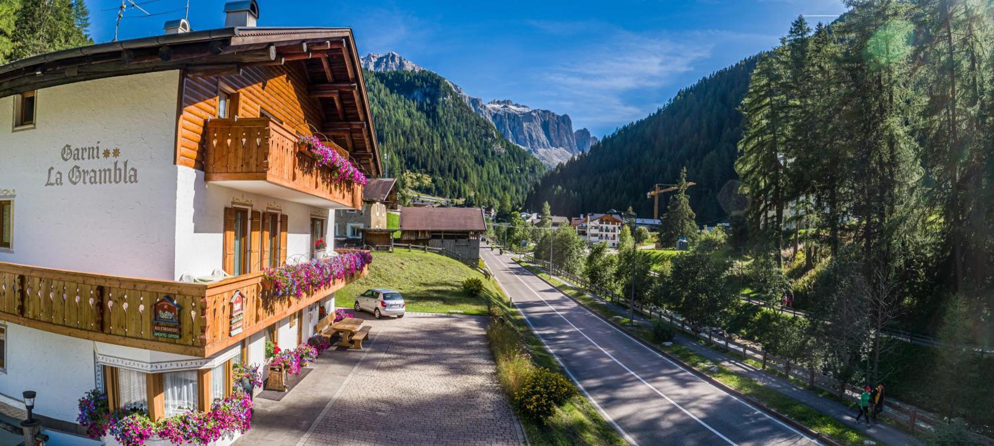 Hotel Garni La Grambla Selva di Val Gardena Zewnętrze zdjęcie