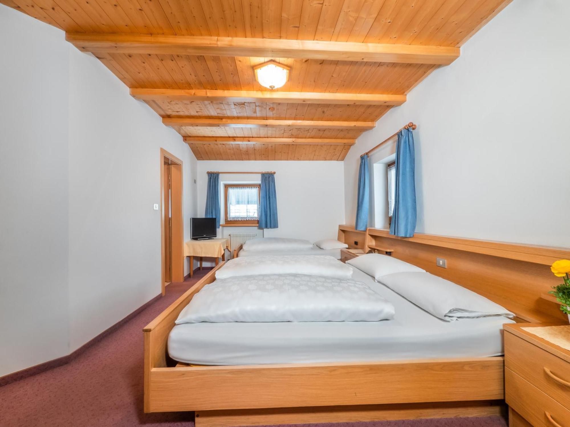 Hotel Garni La Grambla Selva di Val Gardena Zewnętrze zdjęcie