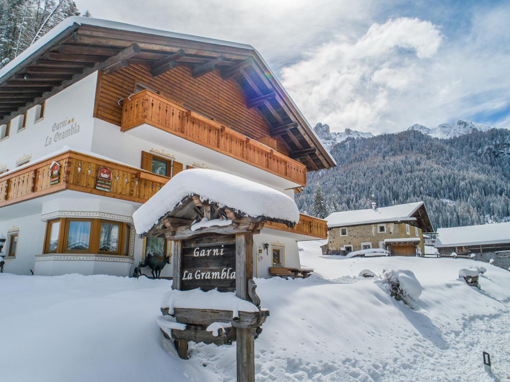 Hotel Garni La Grambla Selva di Val Gardena Zewnętrze zdjęcie