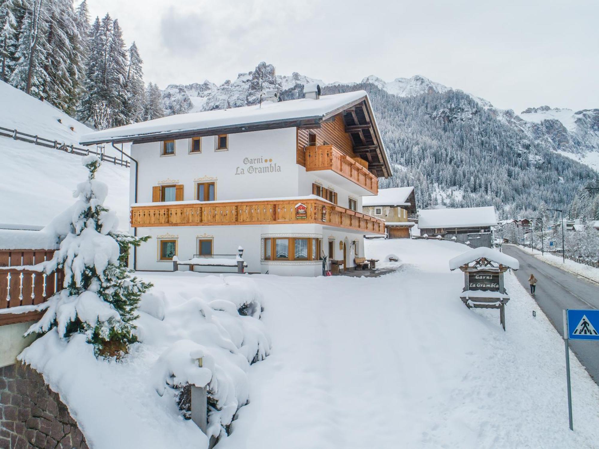 Hotel Garni La Grambla Selva di Val Gardena Zewnętrze zdjęcie